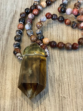 Load image into Gallery viewer, The Elegant Healing Crystal Necklace
